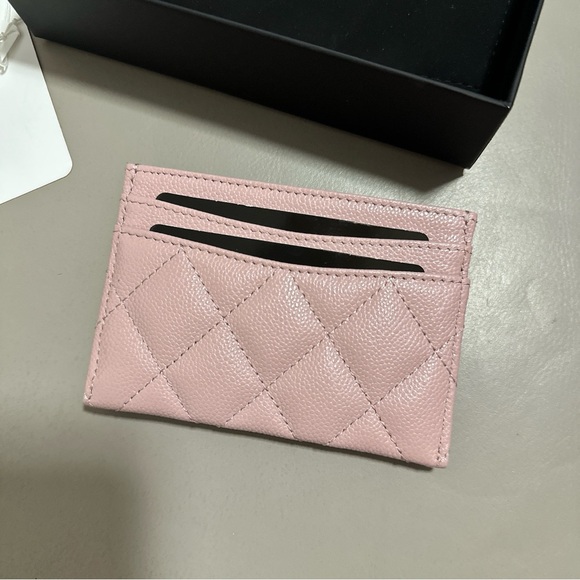 CHANEL CLASSIC CARD HOLDER - Picture 3 of 10